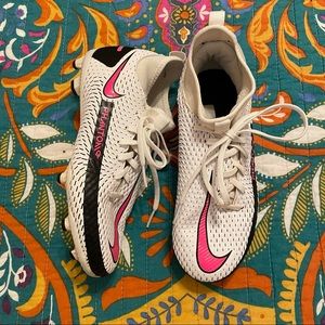 Nike Phantom Soccer Cleats